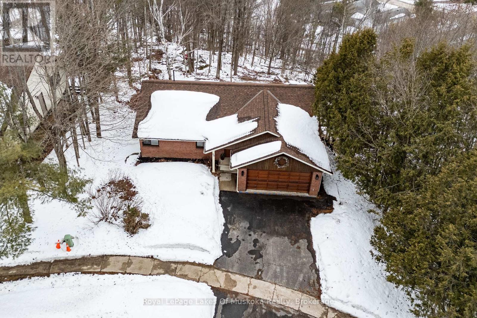 35 Westvale Drive, Bracebridge, Ontario  P1L 1B5 - Photo 37 - X12925330