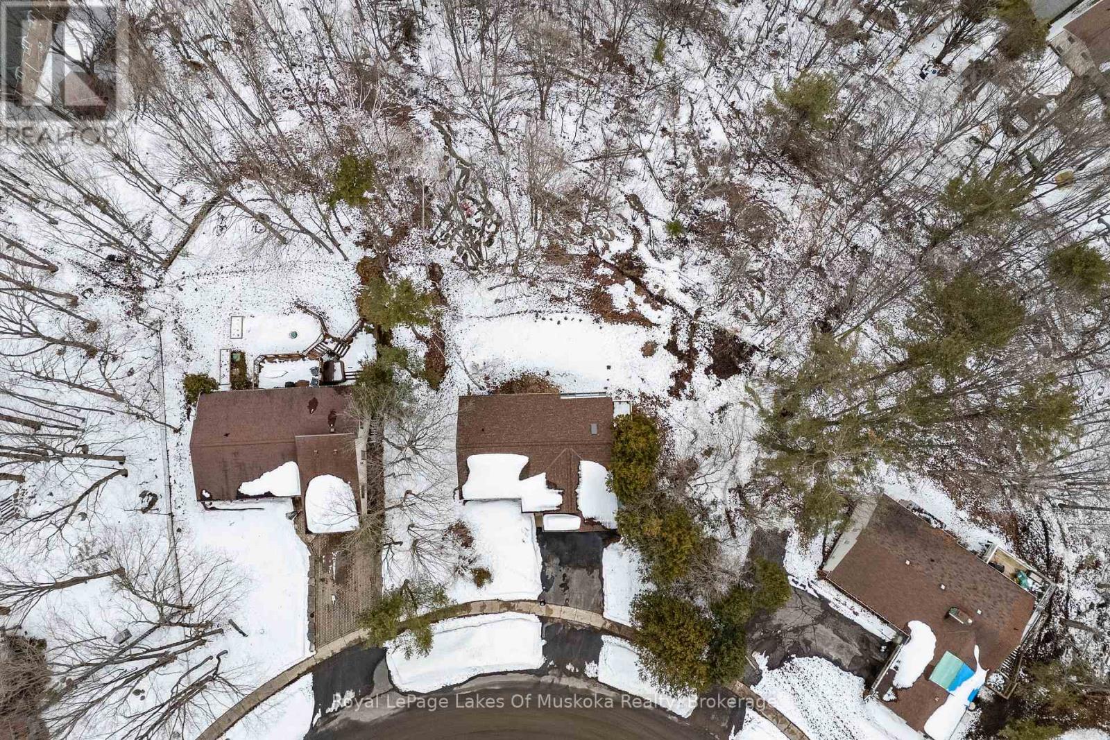 35 Westvale Drive, Bracebridge, Ontario  P1L 1B5 - Photo 39 - X12925330