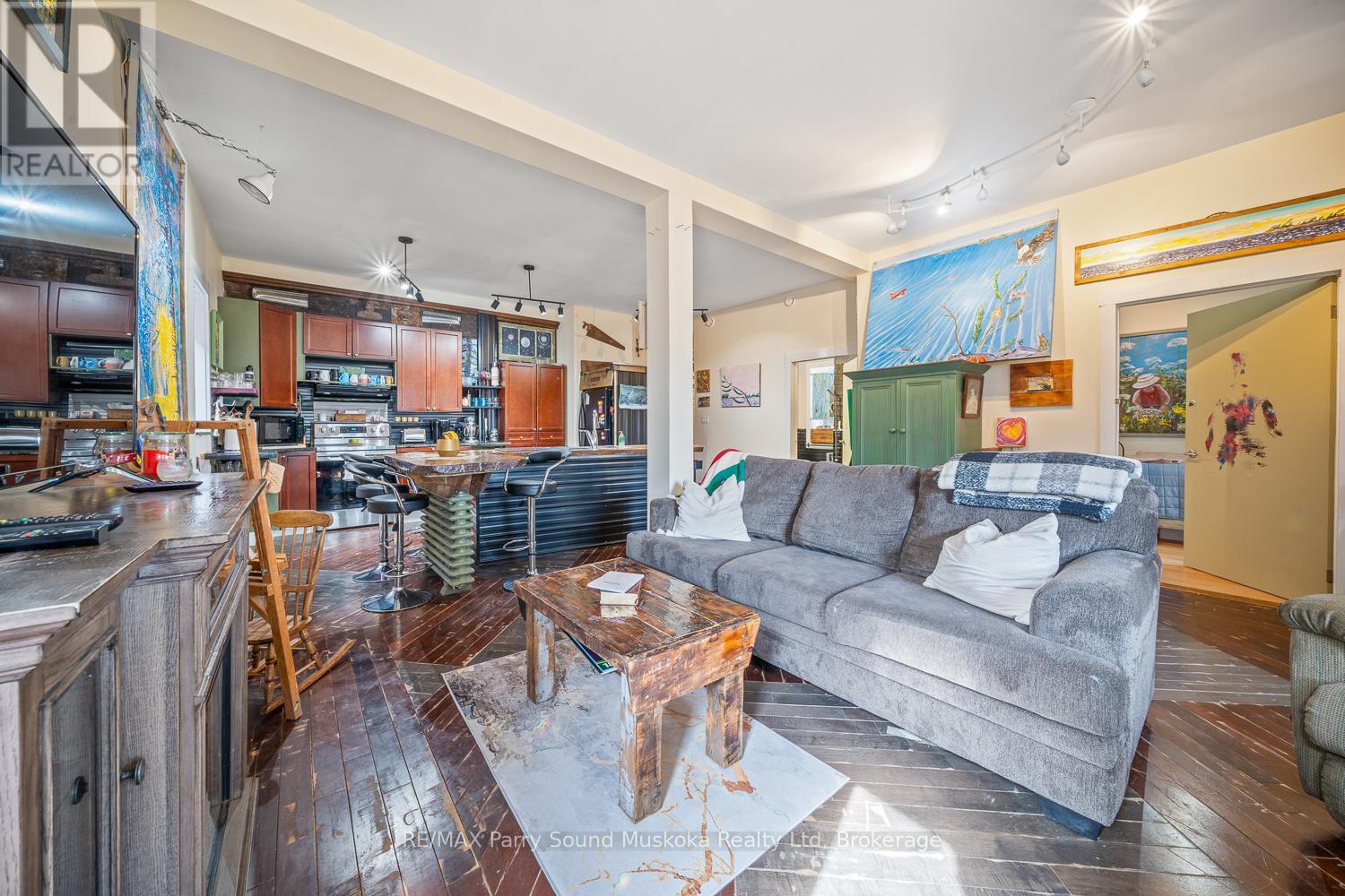 47 Gibson Street, Parry Sound, Ontario  P2A 1X1 - Photo 19 - X12925560