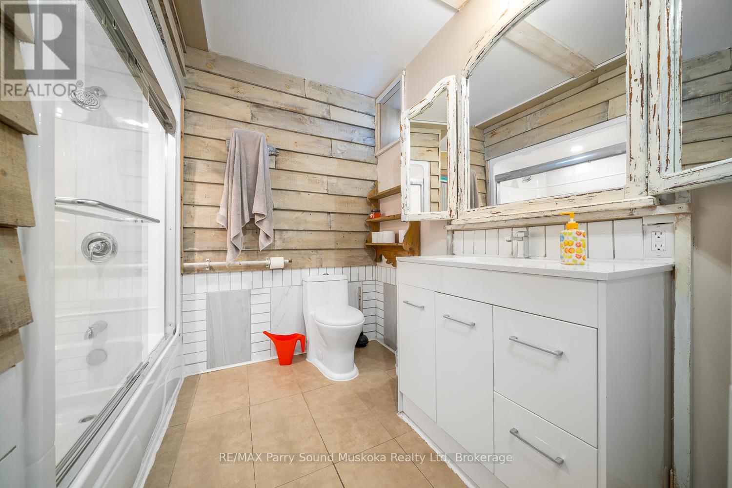 47 Gibson Street, Parry Sound, Ontario  P2A 1X1 - Photo 44 - X12925560