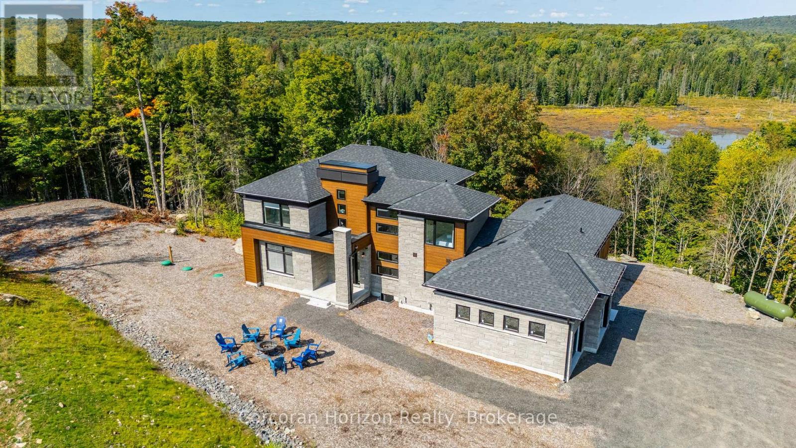 1008 Napier Court, Lake Of Bays, Ontario  P1H 0K1 - Photo 1 - X12926030