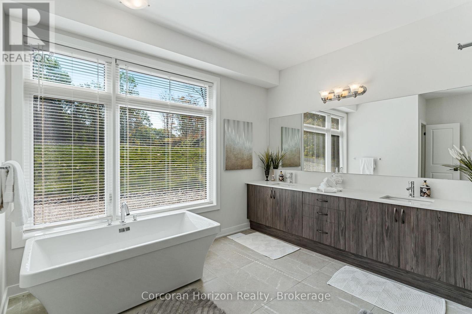 1008 Napier Court, Lake Of Bays, Ontario  P1H 0K1 - Photo 23 - X12926030