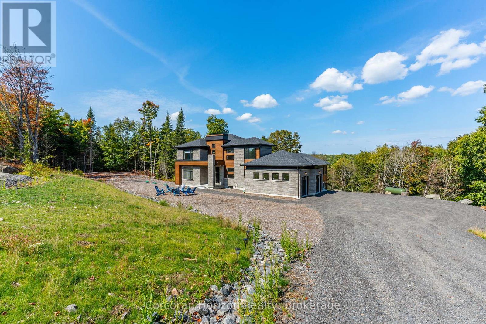 1008 Napier Court, Lake Of Bays, Ontario  P1H 0K1 - Photo 4 - X12926030