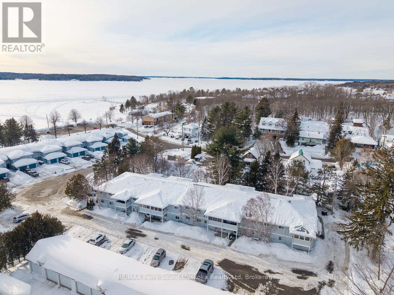 105 - 1 Georgian Bay Avenue, Parry Sound, Ontario  P2A 3B1 - Photo 2 - X12926726