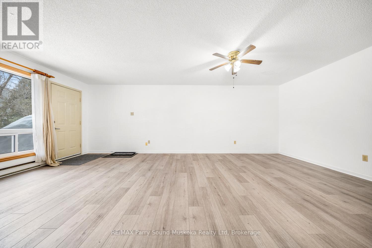 105 - 1 Georgian Bay Avenue, Parry Sound, Ontario  P2A 3B1 - Photo 20 - X12926726