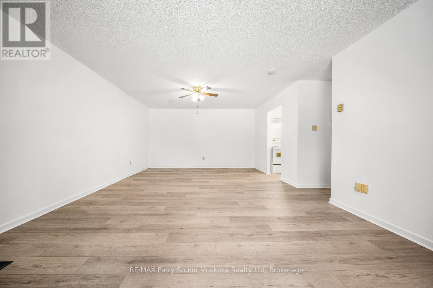 105 - 1 Georgian Bay Avenue, Parry Sound, Ontario  P2A 3B1 - Photo 22 - X12926726