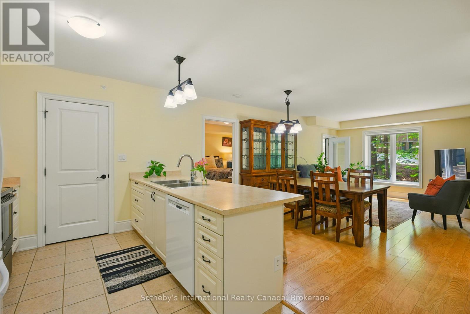 103 - 391b Manitoba Street, Bracebridge, Ontario  P1L 0B5 - Photo 10 - X12926822