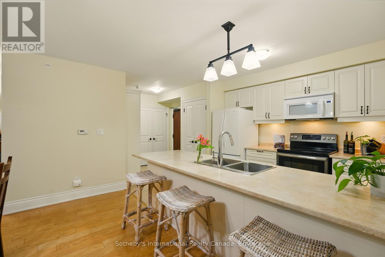 103 - 391b Manitoba Street, Bracebridge, Ontario  P1L 0B5 - Photo 6 - X12926822