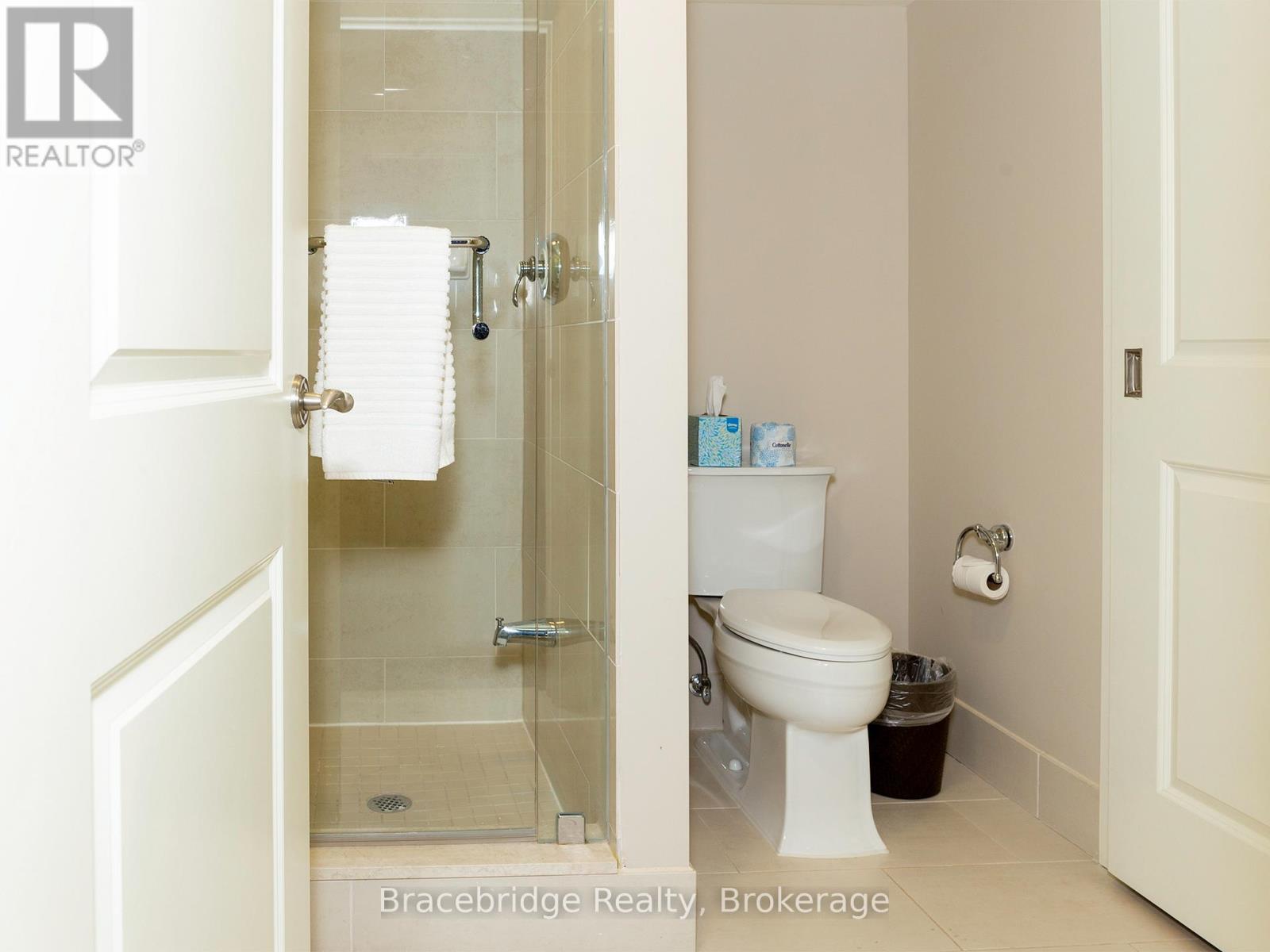 G102-C2 - 1869 Muskoka Road 118 Highway W, Muskoka Lakes, Ontario  P1L 1W8 - Photo 9 - X12927424