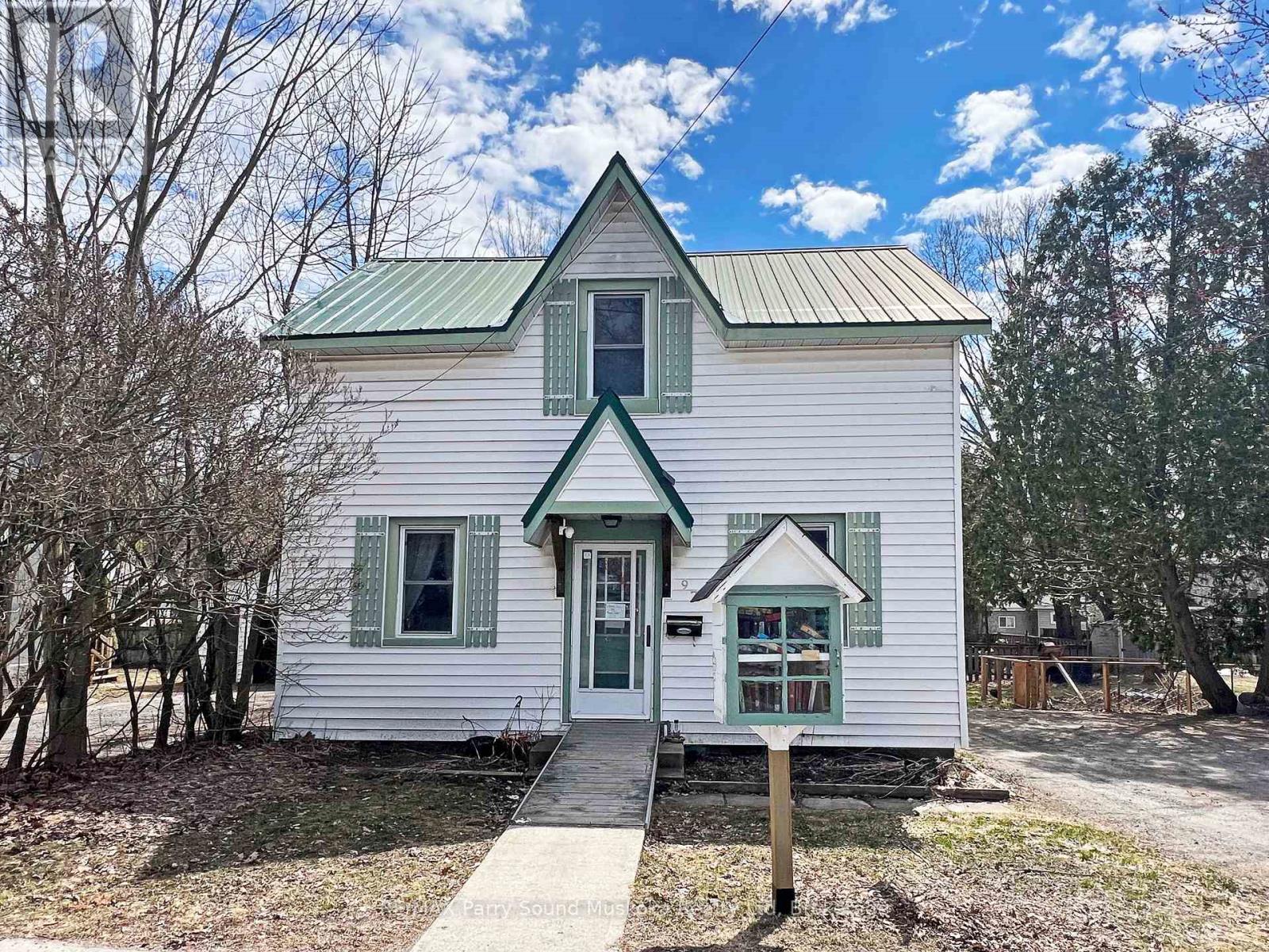 97 William Street, Parry Sound, Ontario  P2A 1V5 - Photo 34 - X12928146