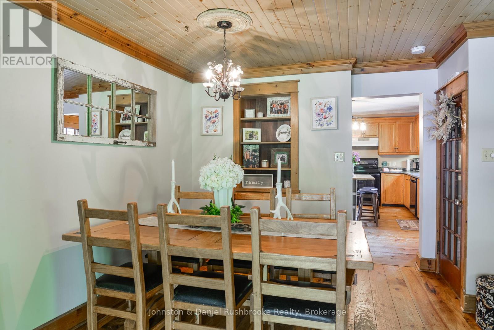 1658 Housey's Rapids Road, Gravenhurst, Ontario  P1P 1R3 - Photo 11 - X12929598