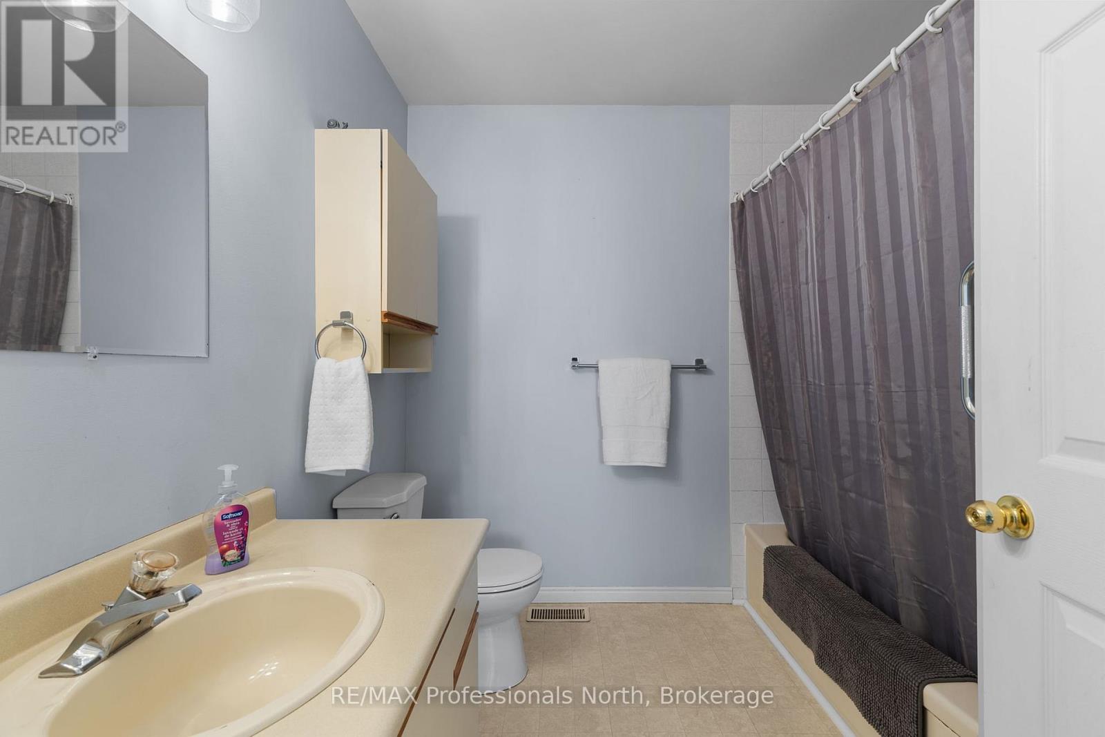30 Sabrina Park Drive, Huntsville, Ontario  P1H 1L8 - Photo 18 - X12929830