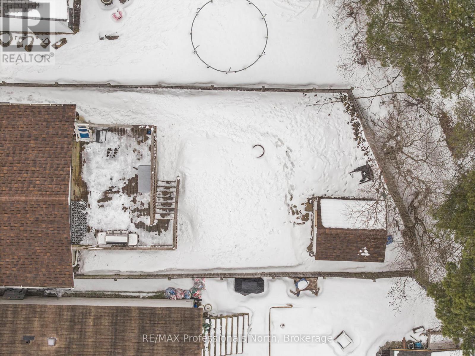30 Sabrina Park Drive, Huntsville, Ontario  P1H 1L8 - Photo 4 - X12929830
