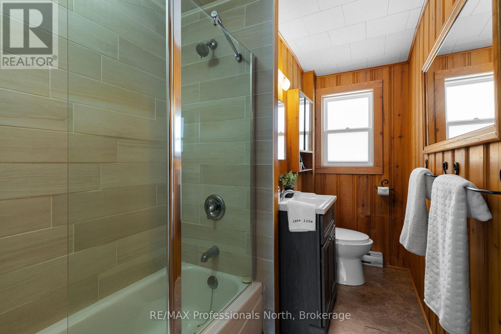 2220 60 Highway, Lake Of Bays, Ontario  P1H 2J6 - Photo 17 - X12929968