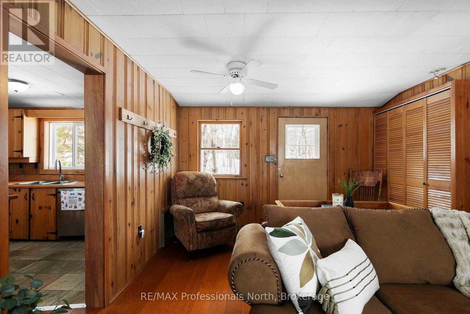 2220 60 Highway, Lake Of Bays, Ontario  P1H 2J6 - Photo 8 - X12929968