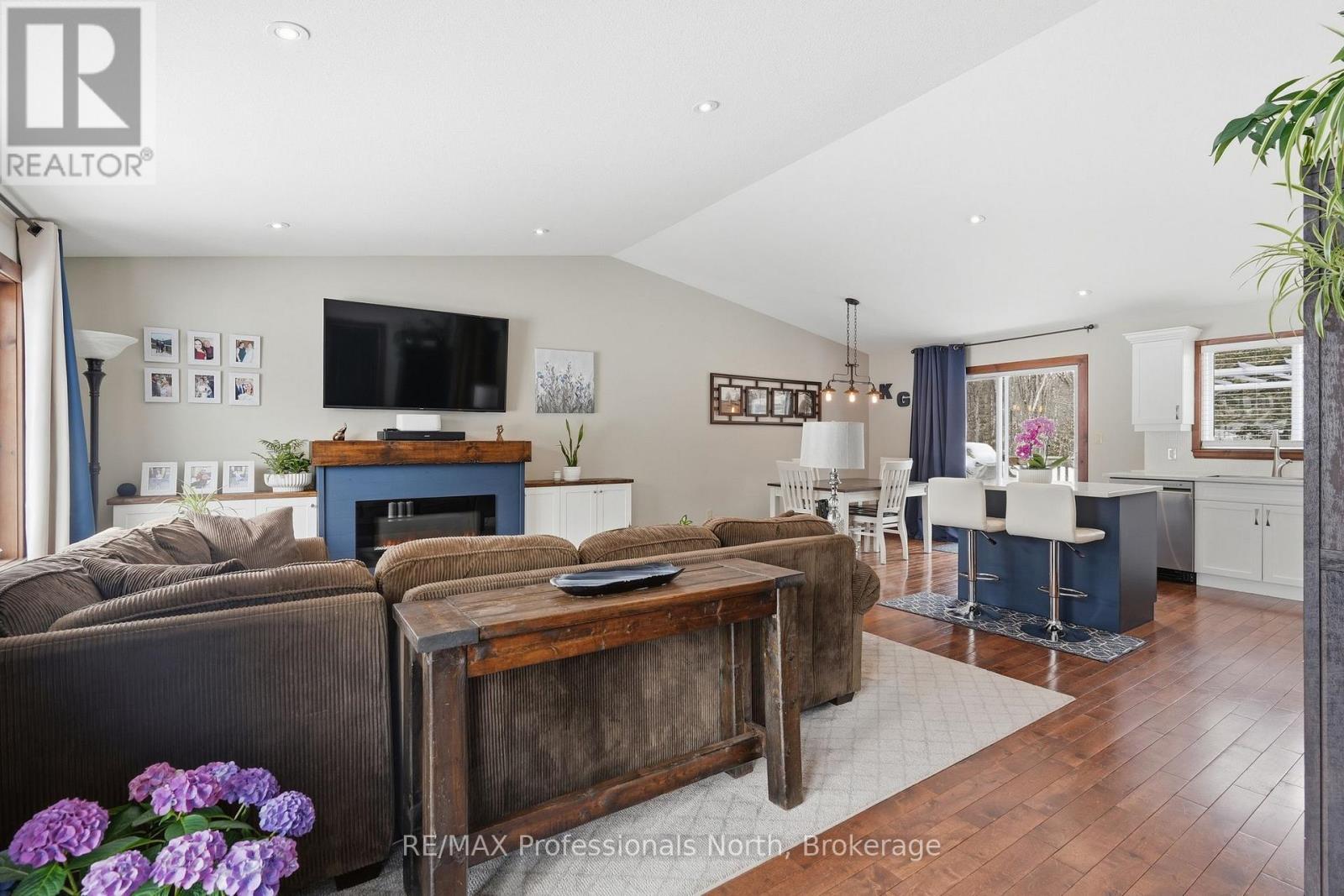 230 Townline Road W Road, Huntsville, Ontario  P1H 1S7 - Photo 10 - X12930100