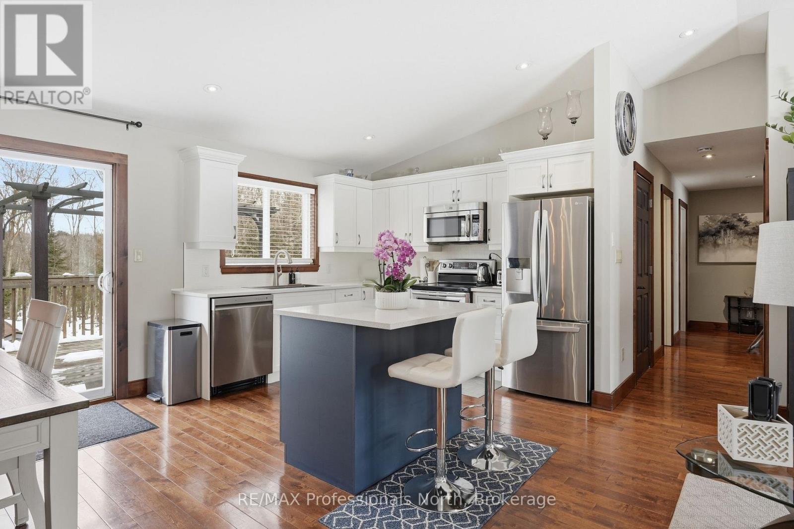 230 Townline Road W Road, Huntsville, Ontario  P1H 1S7 - Photo 12 - X12930100