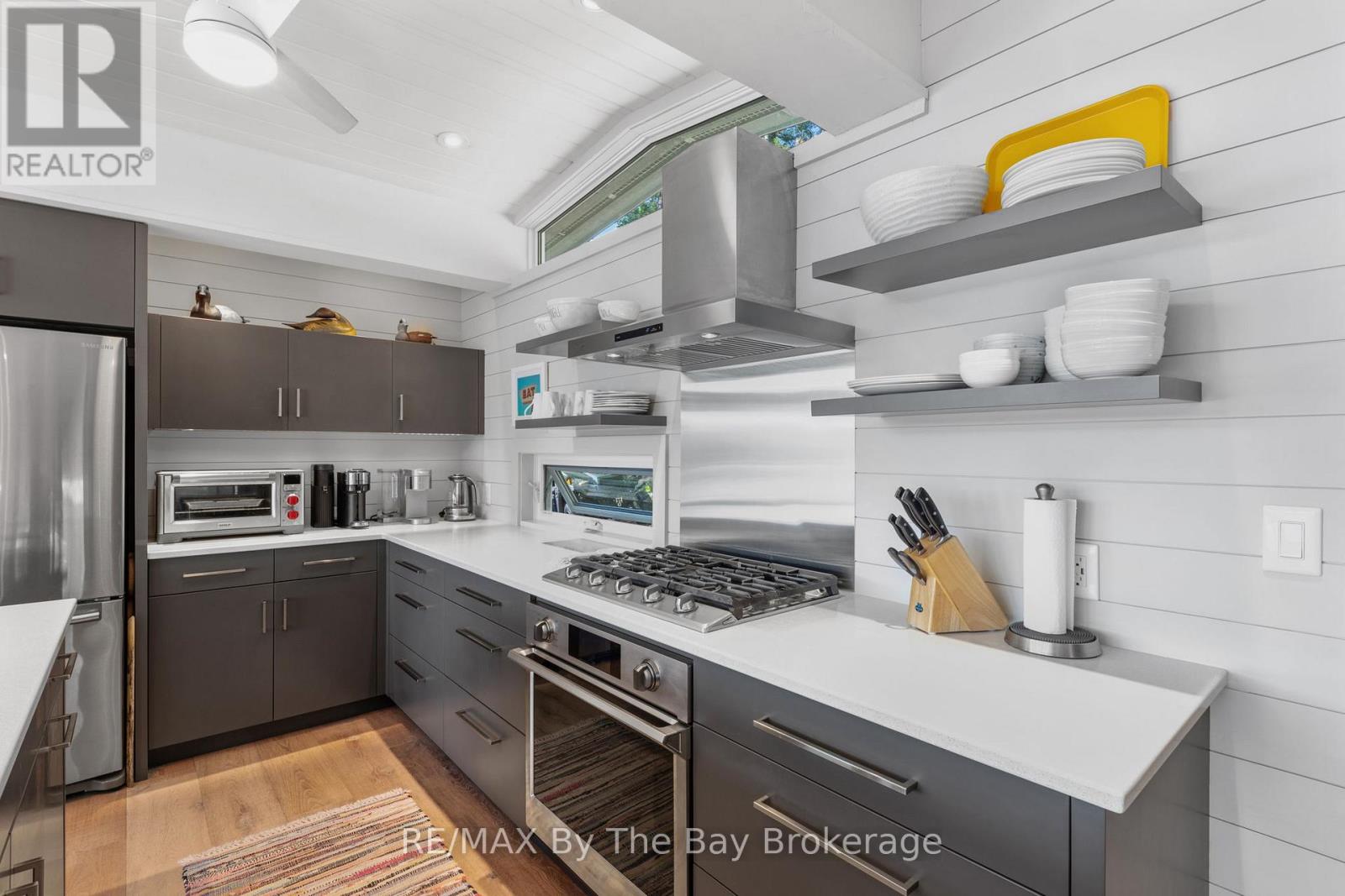 18152 Georgian Bay Shore, Georgian Bay, Ontario  P0E 1E0 - Photo 13 - X12930586