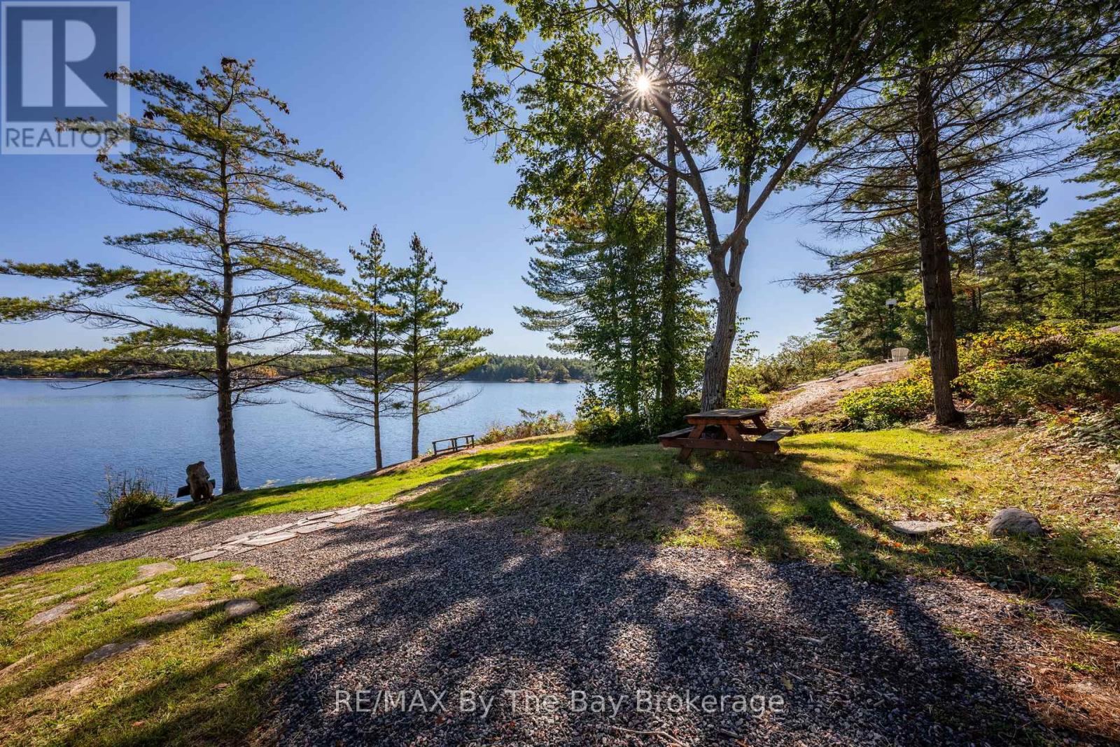 18152 Georgian Bay Shore, Georgian Bay, Ontario  P0E 1E0 - Photo 22 - X12930586