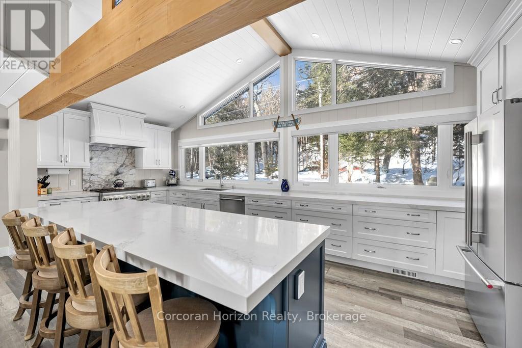 1050 Fair-Lee Park Road, Muskoka Lakes, Ontario  P0B 1G0 - Photo 15 - X12932640