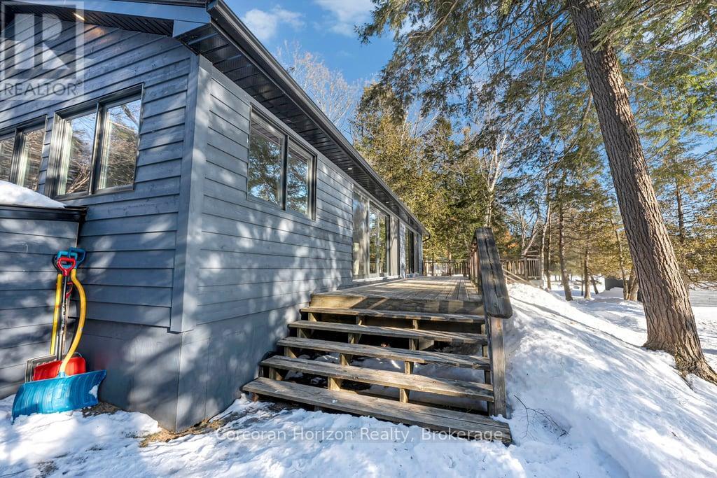 1050 Fair-Lee Park Road, Muskoka Lakes, Ontario  P0B 1G0 - Photo 3 - X12932640