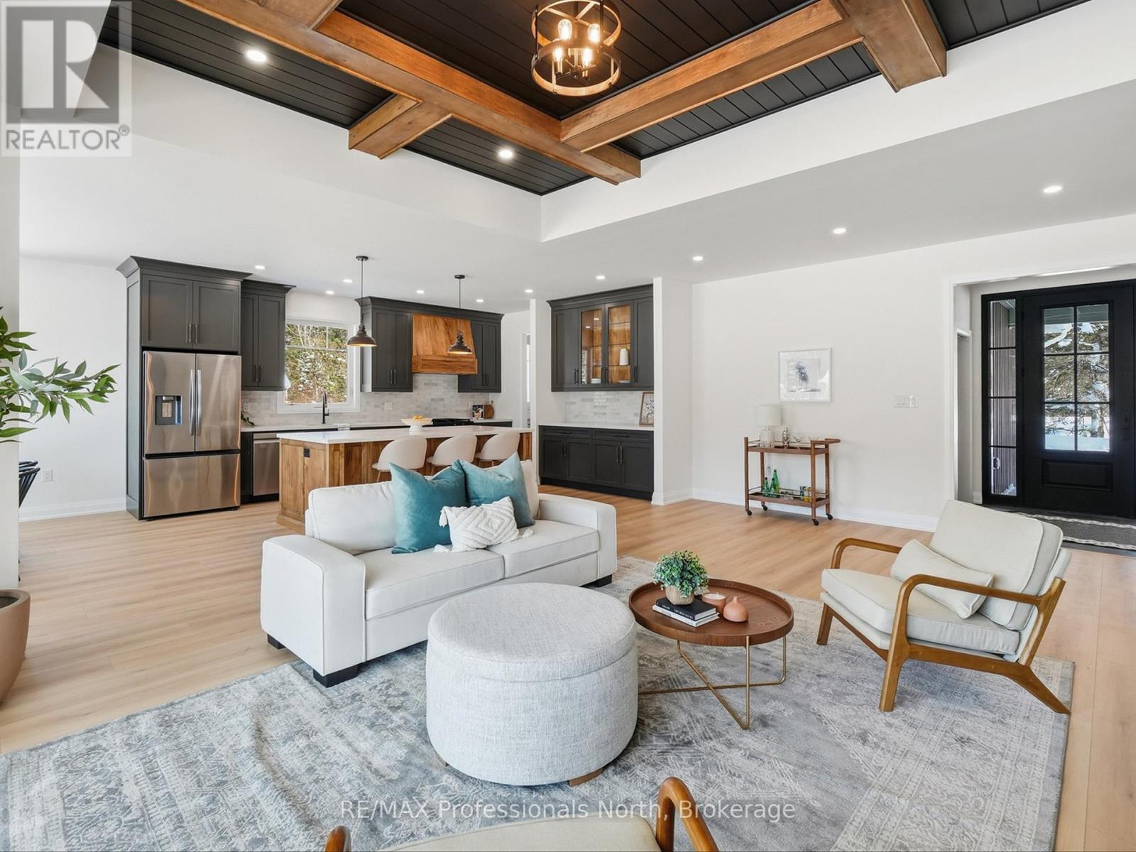 11 Clarkes Lane, Huntsville, Ontario  P0B 1M0 - Photo 20 - X12933168