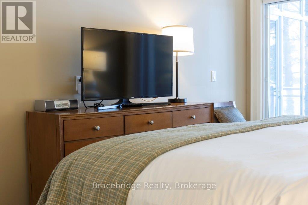 A103-D1 - 1869 Muskoka Rd 118 Highway W, Muskoka Lakes, Ontario  P1L 1W8 - Photo 14 - X12933372