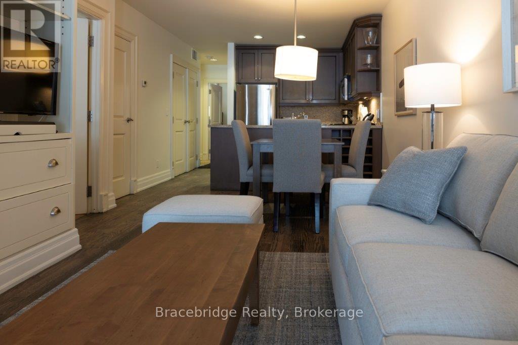 A103-D1 - 1869 Muskoka Rd 118 Highway W, Muskoka Lakes, Ontario  P1L 1W8 - Photo 9 - X12933372