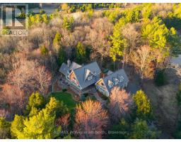 1656 MUSKOKA BEACH ROAD, Bracebridge, Ontario