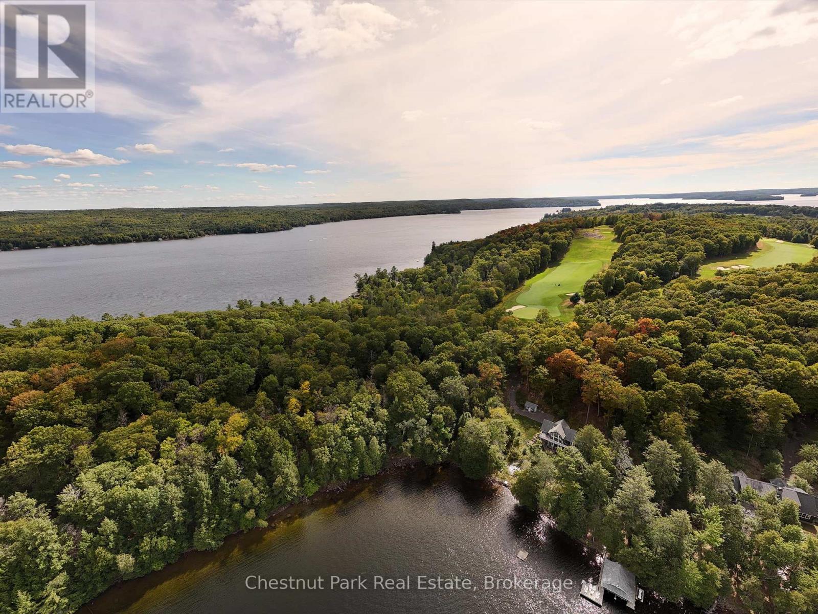 300 Bigwin Island, Lake Of Bays, Ontario  P0B 1A0 - Photo 4 - X12935730