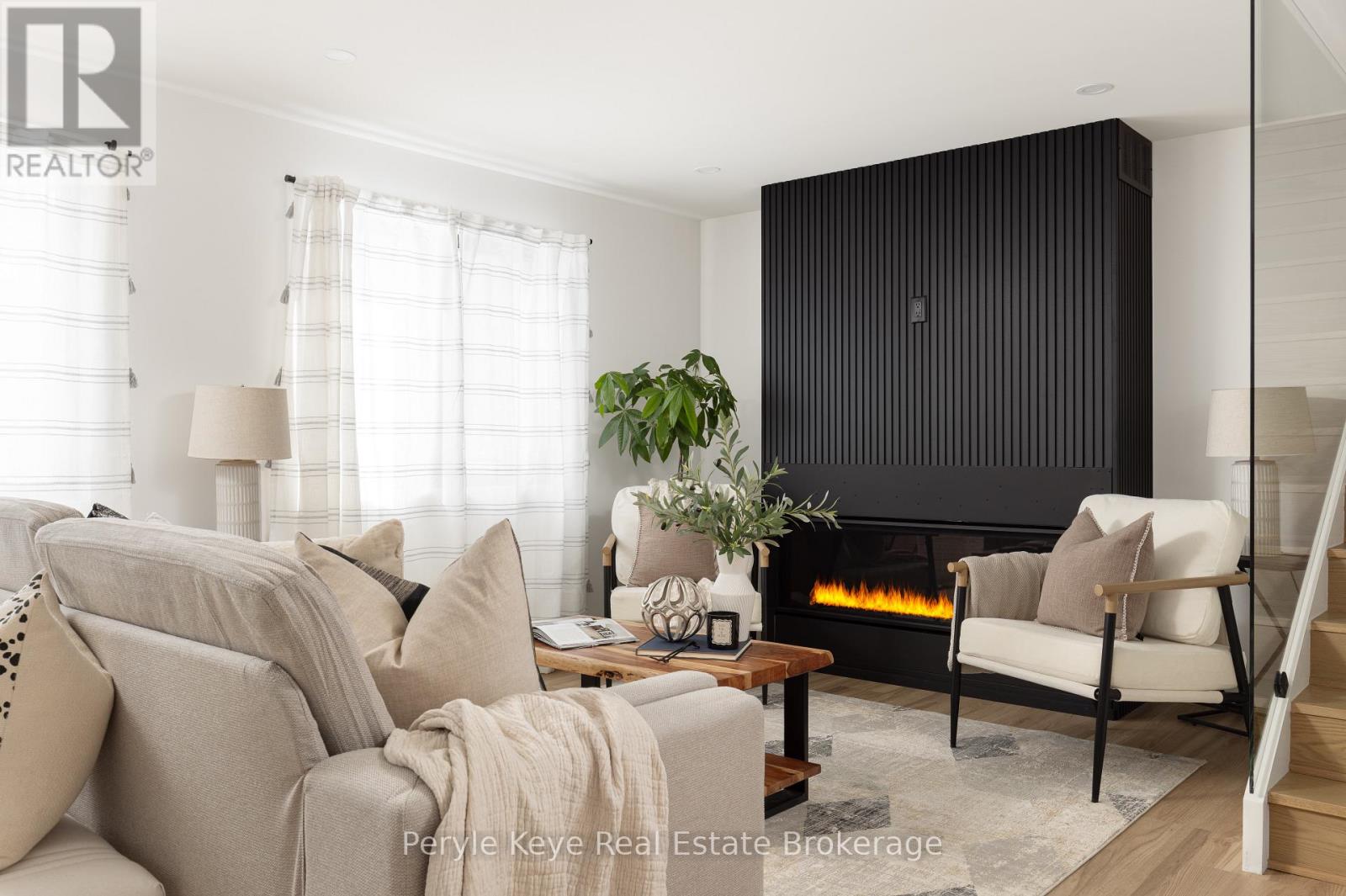 1290 Cedar Lane, Bracebridge, Ontario  P1L 1W9 - Photo 3 - X12938050