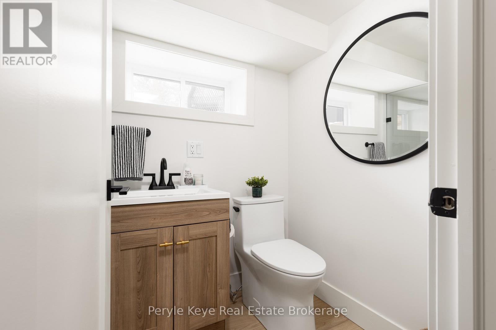 1290 Cedar Lane, Bracebridge, Ontario  P1L 1W9 - Photo 44 - X12938050