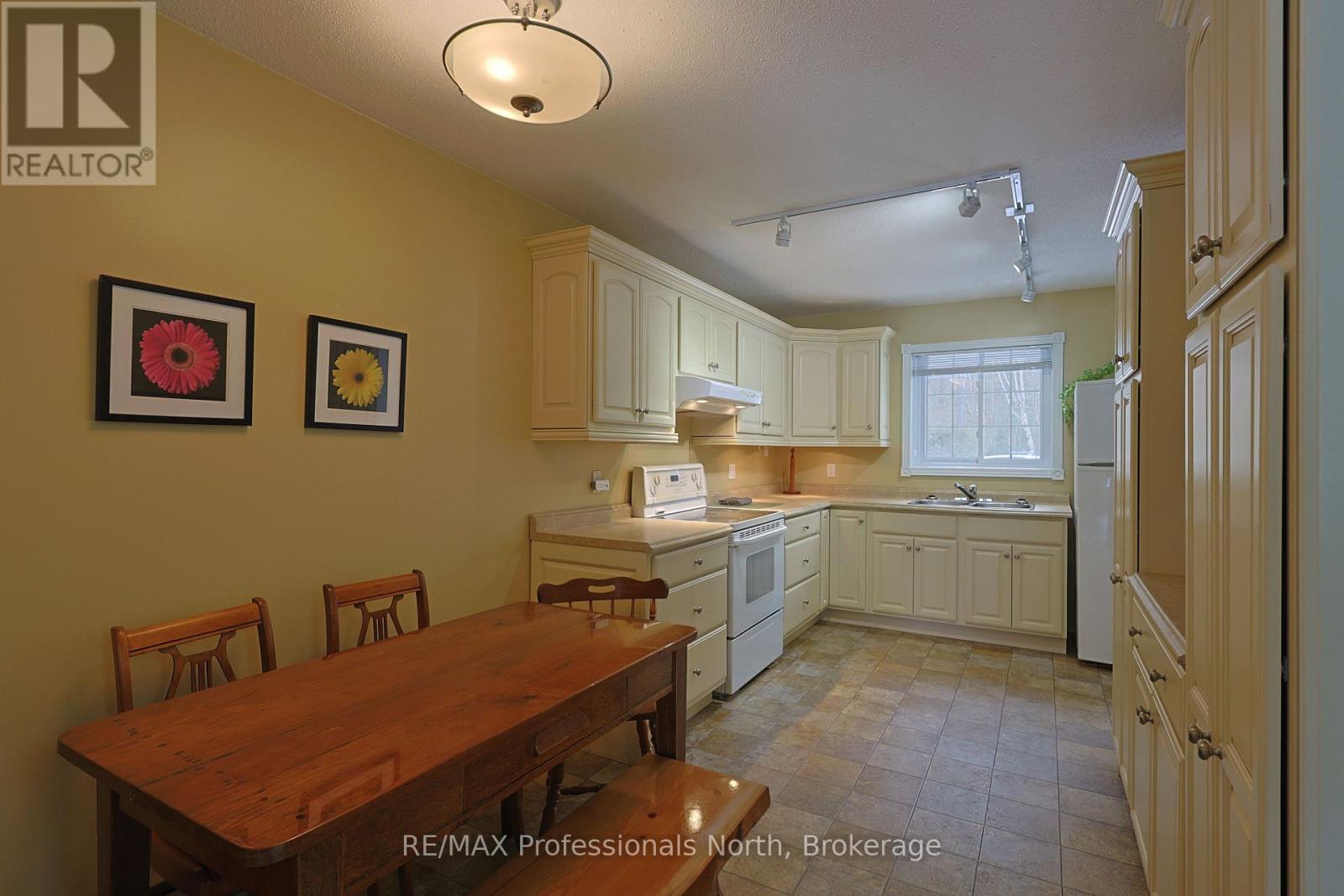 1 - 1162 Burlmarie Road, Lake Of Bays, Ontario  P0B 1A0 - Photo 12 - X12940730