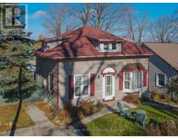 16 ROGERS ROAD, Huntsville, Ontario