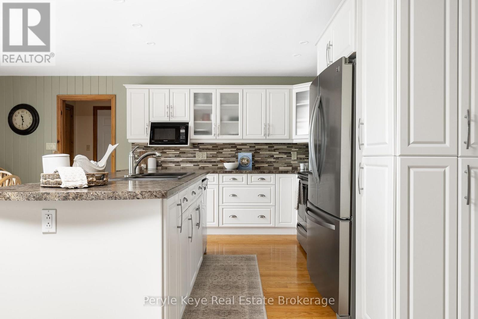 200 Edgemere Road, Huntsville, Ontario  P0B 1L0 - Photo 18 - X12942512