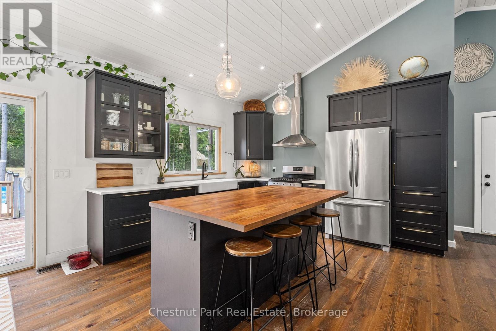 2698 Old Muskoka Road, Huntsville, Ontario  P0B 1M0 - Photo 9 - X12942730