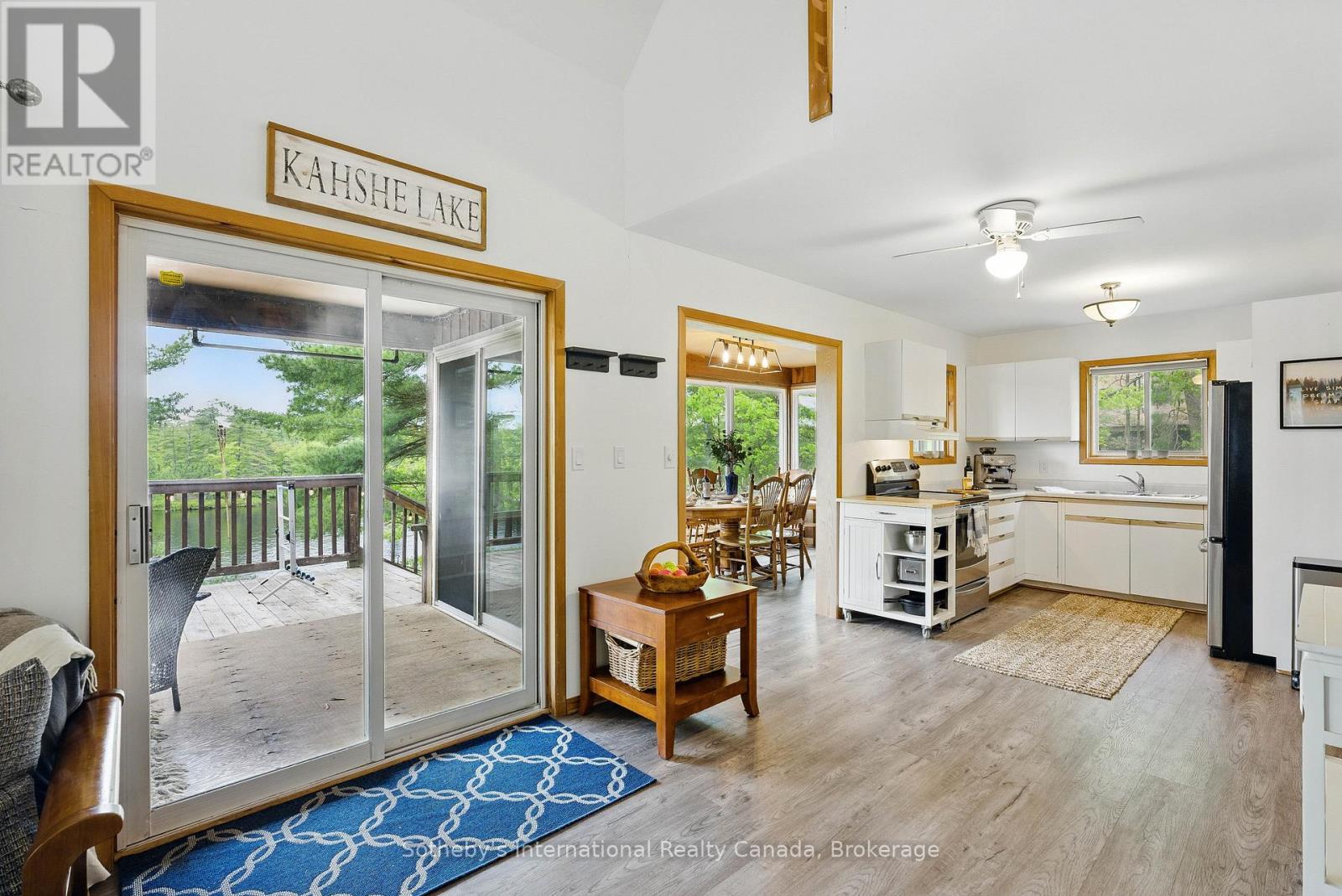 5760 Kahshe Lake, Gravenhurst, Ontario  P0E 1G0 - Photo 22 - X12943376