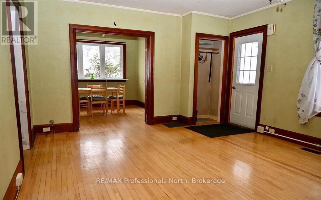 330 John Street S, Gravenhurst, Ontario  P1P 1J1 - Photo 15 - X12943600