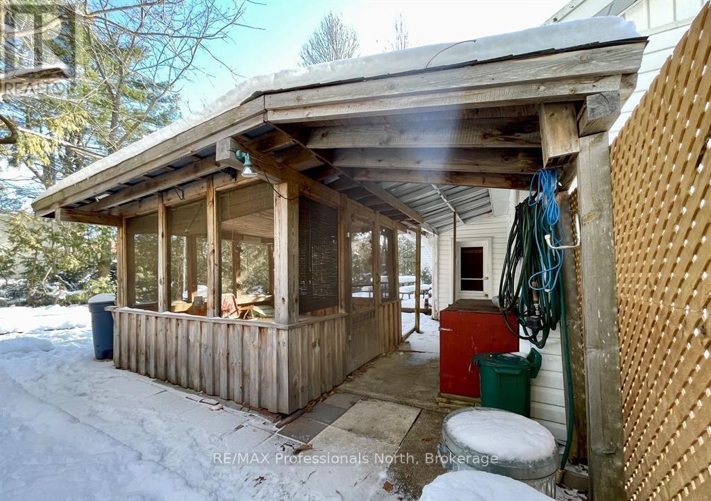 330 John Street S, Gravenhurst, Ontario  P1P 1J1 - Photo 5 - X12943600