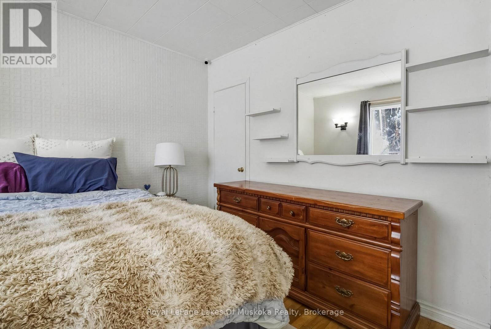 60 West Road W, Huntsville, Ontario  P1H 1L8 - Photo 17 - X12943630