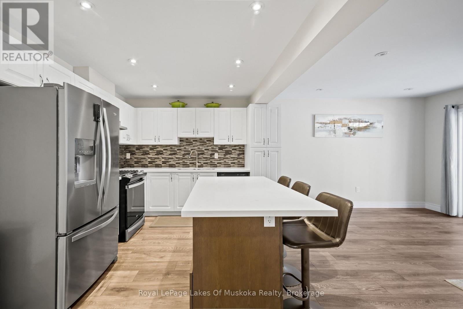 31 Nicole Park Place, Bracebridge, Ontario  P1L 0C8 - Photo 11 - X12943708