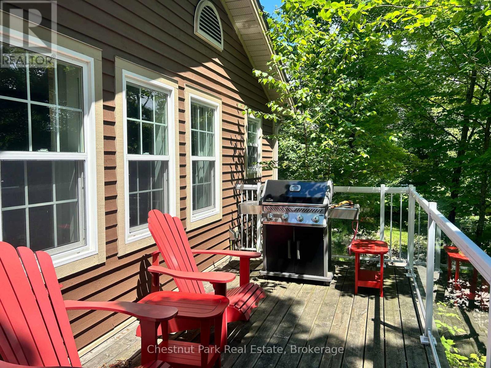 118-10 - 1052 Rat Bay Road, Lake Of Bays, Ontario  P1H 2J6 - Photo 1 - X12943988