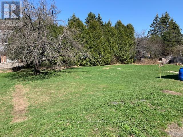 64 West Road, Huntsville, Ontario  P1H 1L8 - Photo 1 - X12944516