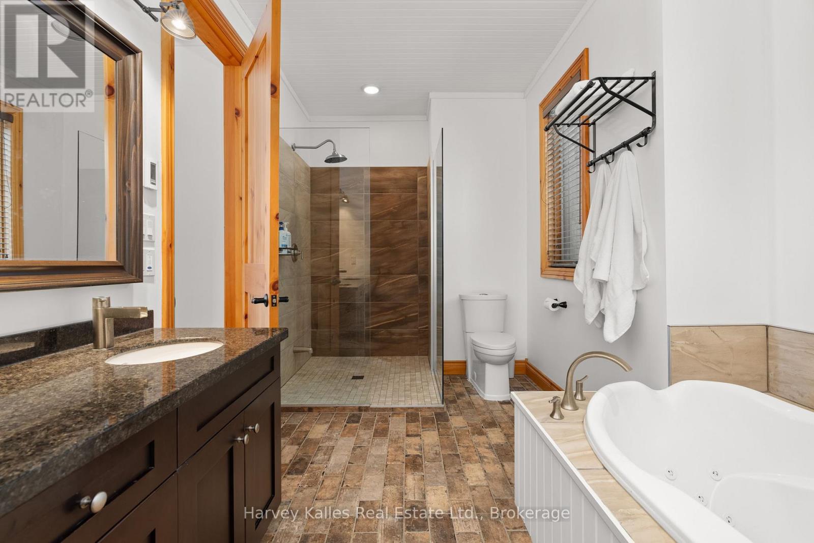 55 Clubhouse Drive, Huntsville, Ontario  P1H 1B1 - Photo 21 - X12944902