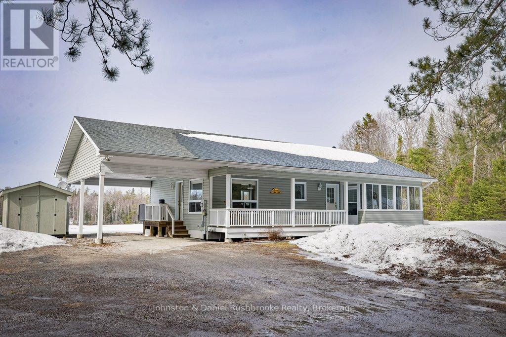 1009 Merkley Road E, Gravenhurst, Ontario  P1P 1R3 - Photo 4 - X12946520