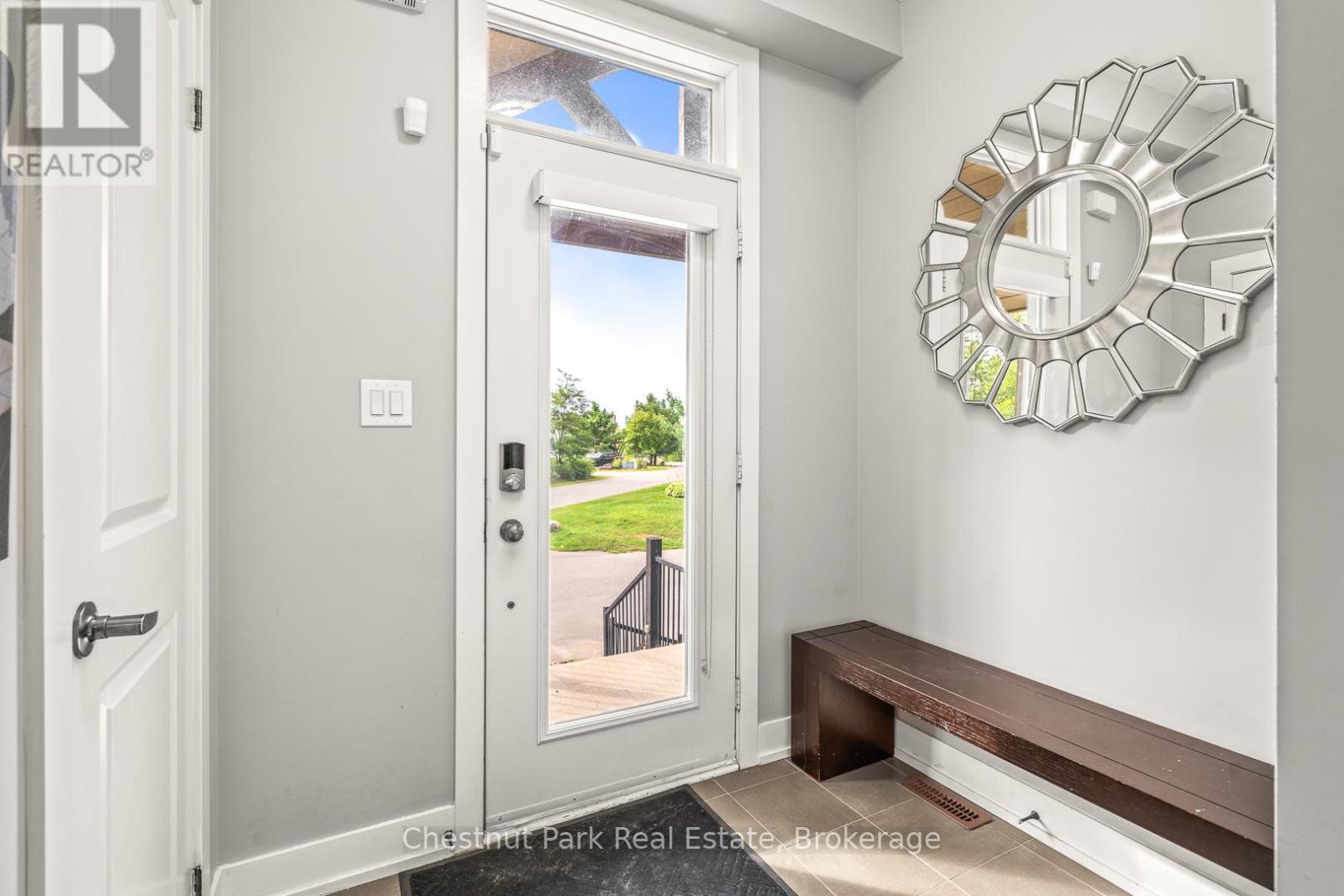 65 Rockmount Crescent, Gravenhurst, Ontario  P1P 0A6 - Photo 5 - X12946908