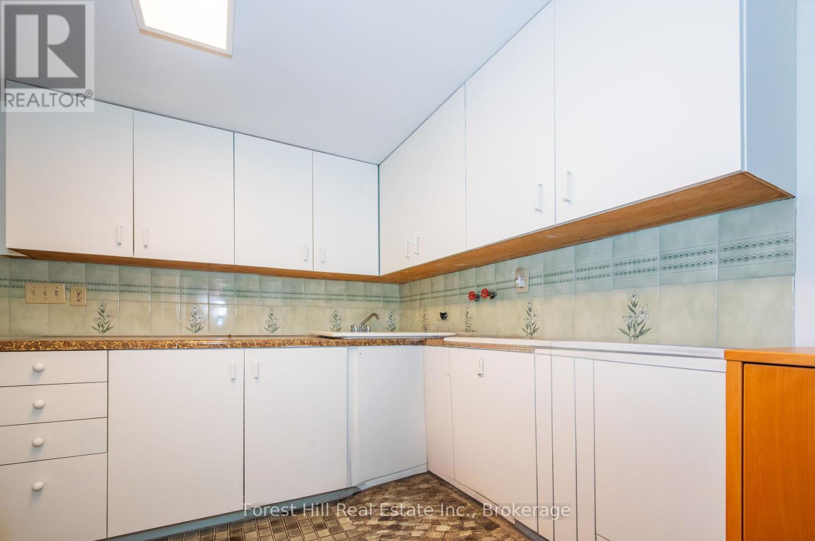 1289 Delbrooke Road S, Lake Of Bays, Ontario  P0H 1H0 - Photo 31 - X12947662