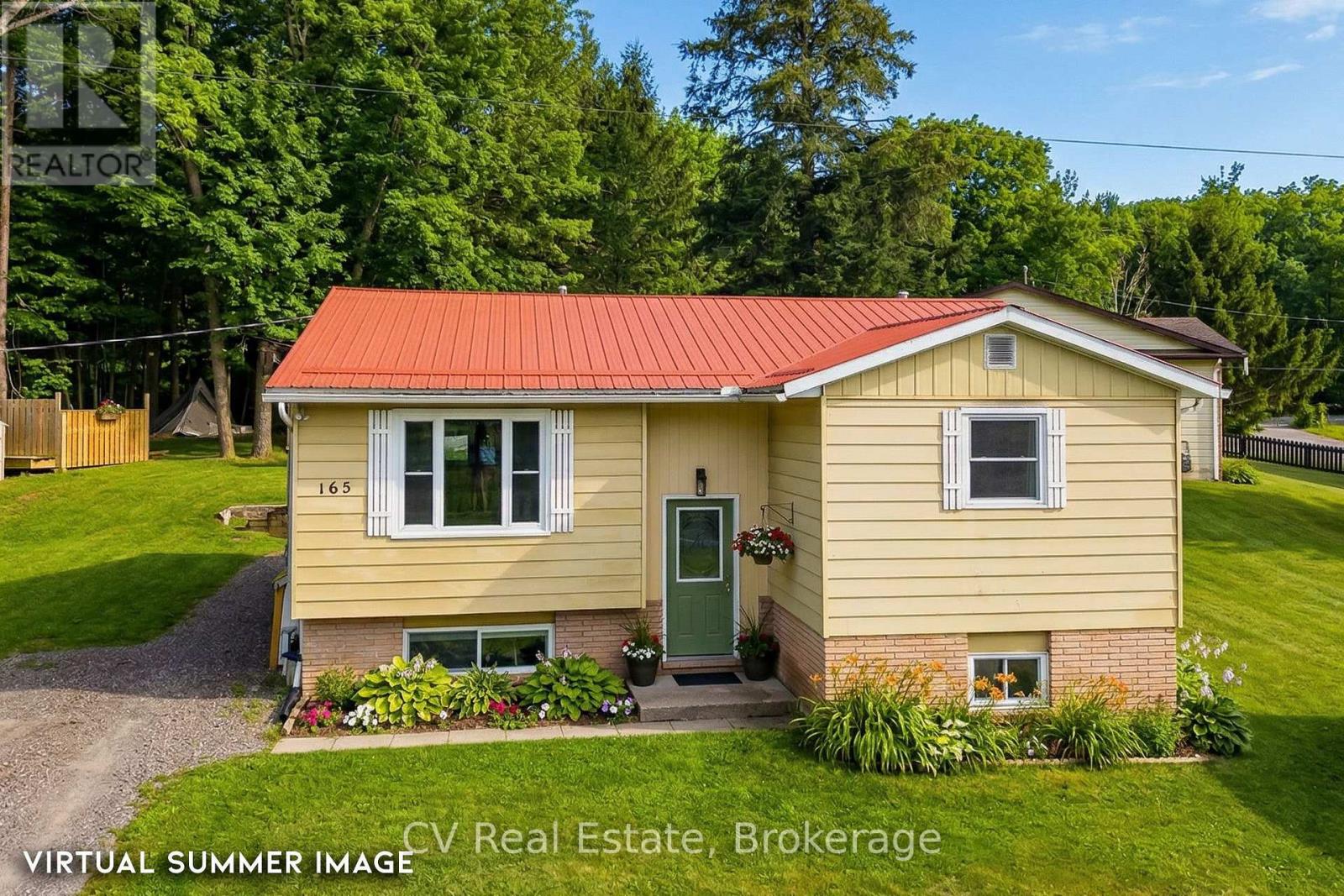 165 Watson Lane, Gravenhurst, Ontario  P1P 1P6 - Photo 1 - X12947844