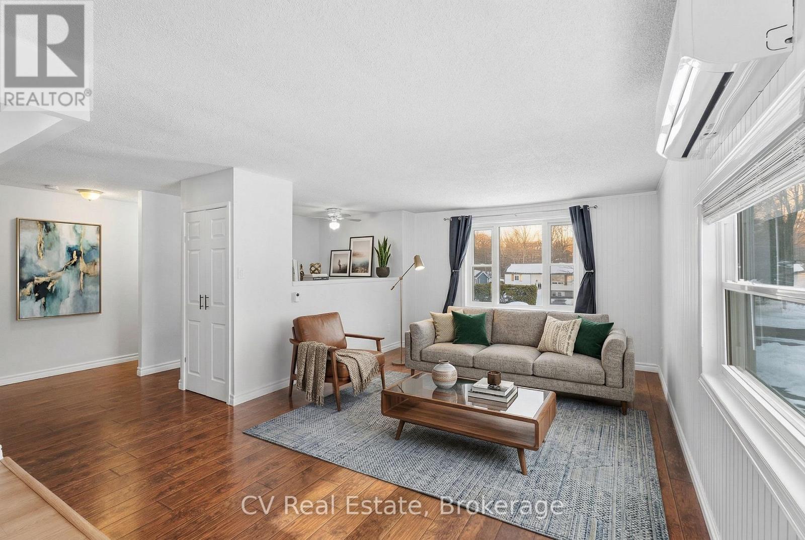 165 Watson Lane, Gravenhurst, Ontario  P1P 1P6 - Photo 3 - X12947844