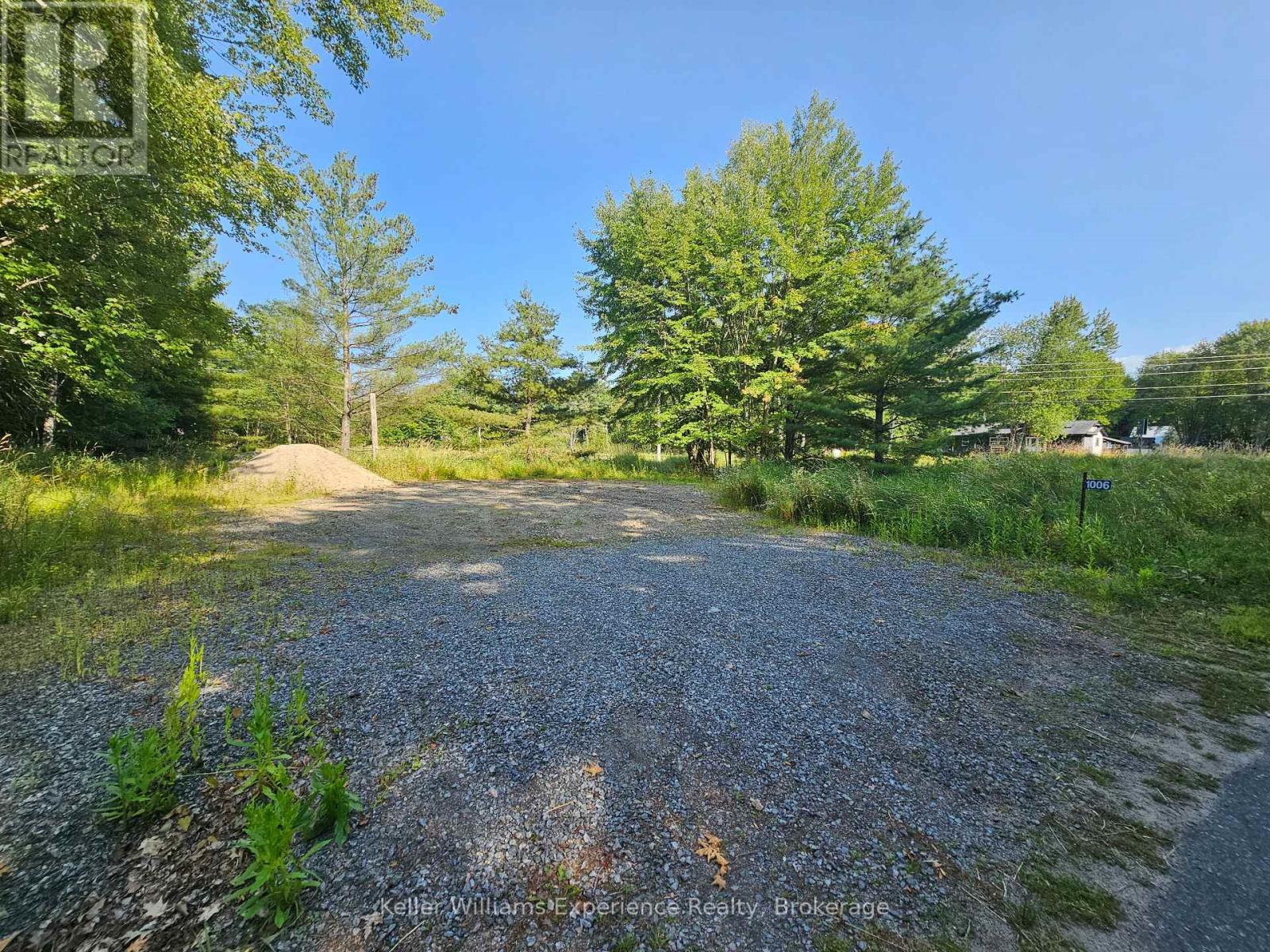 1006 Bowyers Beach Road, Bracebridge, Ontario  P1L 1W8 - Photo 1 - X12949312